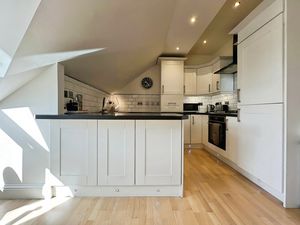 Photo 11- click for photo gallery